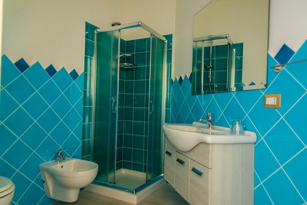 Blu Day Guesthouse ポザーダ エクステリア 写真