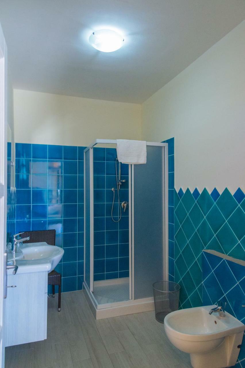 Blu Day Guesthouse ポザーダ エクステリア 写真